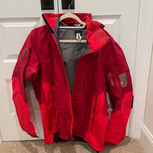 Arc'teryx Sidewinder Ski Jacket - Picture 1 of 10